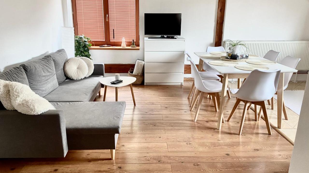 Sunny Attic Apartment Zvolen Eksteriør billede