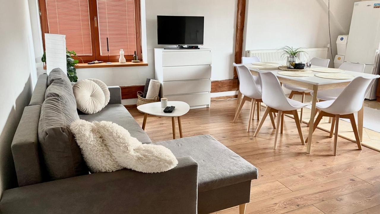 Sunny Attic Apartment Zvolen Eksteriør billede